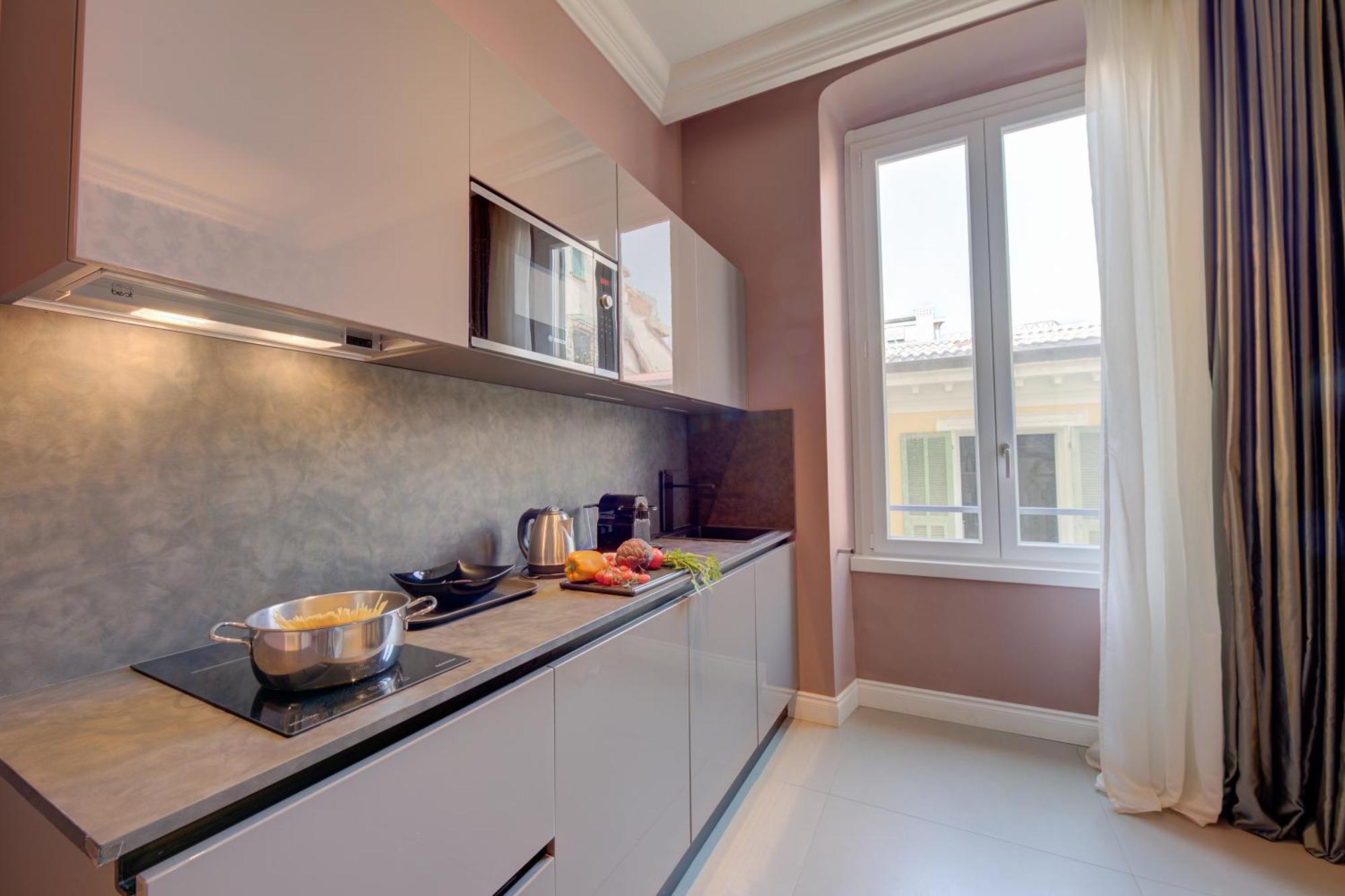 Seven Suites Apartments - Via Matteotti 178 Санремо Экстерьер фото