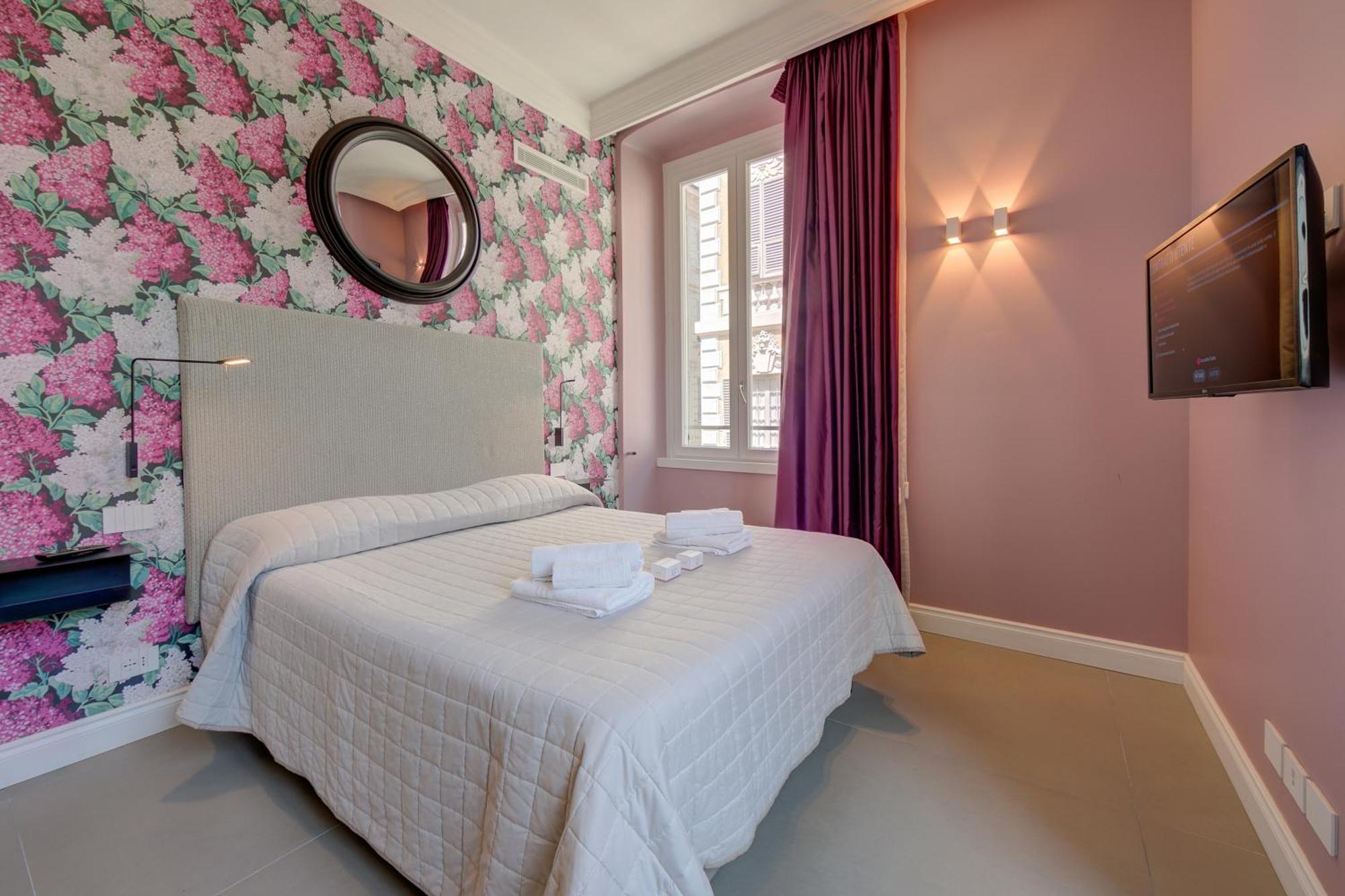 Seven Suites Apartments - Via Matteotti 178 Санремо Экстерьер фото