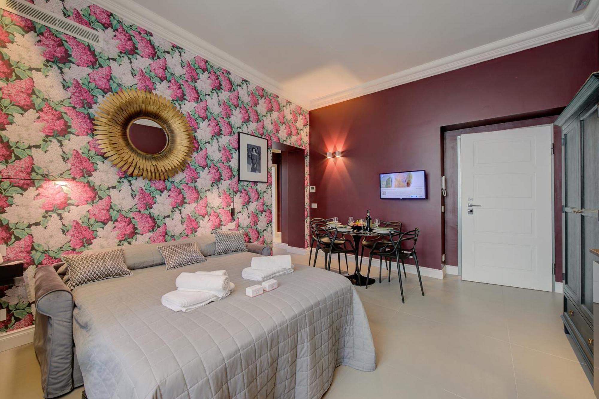 Seven Suites Apartments - Via Matteotti 178 Санремо Экстерьер фото
