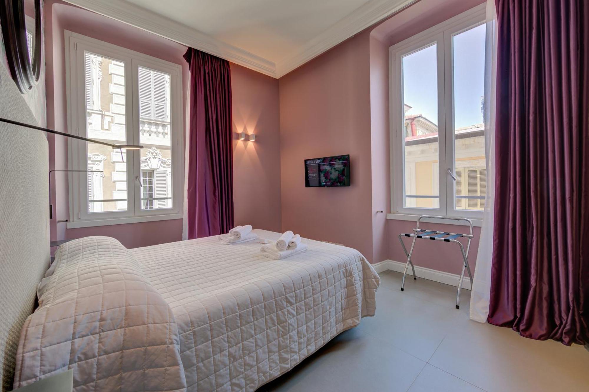 Seven Suites Apartments - Via Matteotti 178 Санремо Экстерьер фото