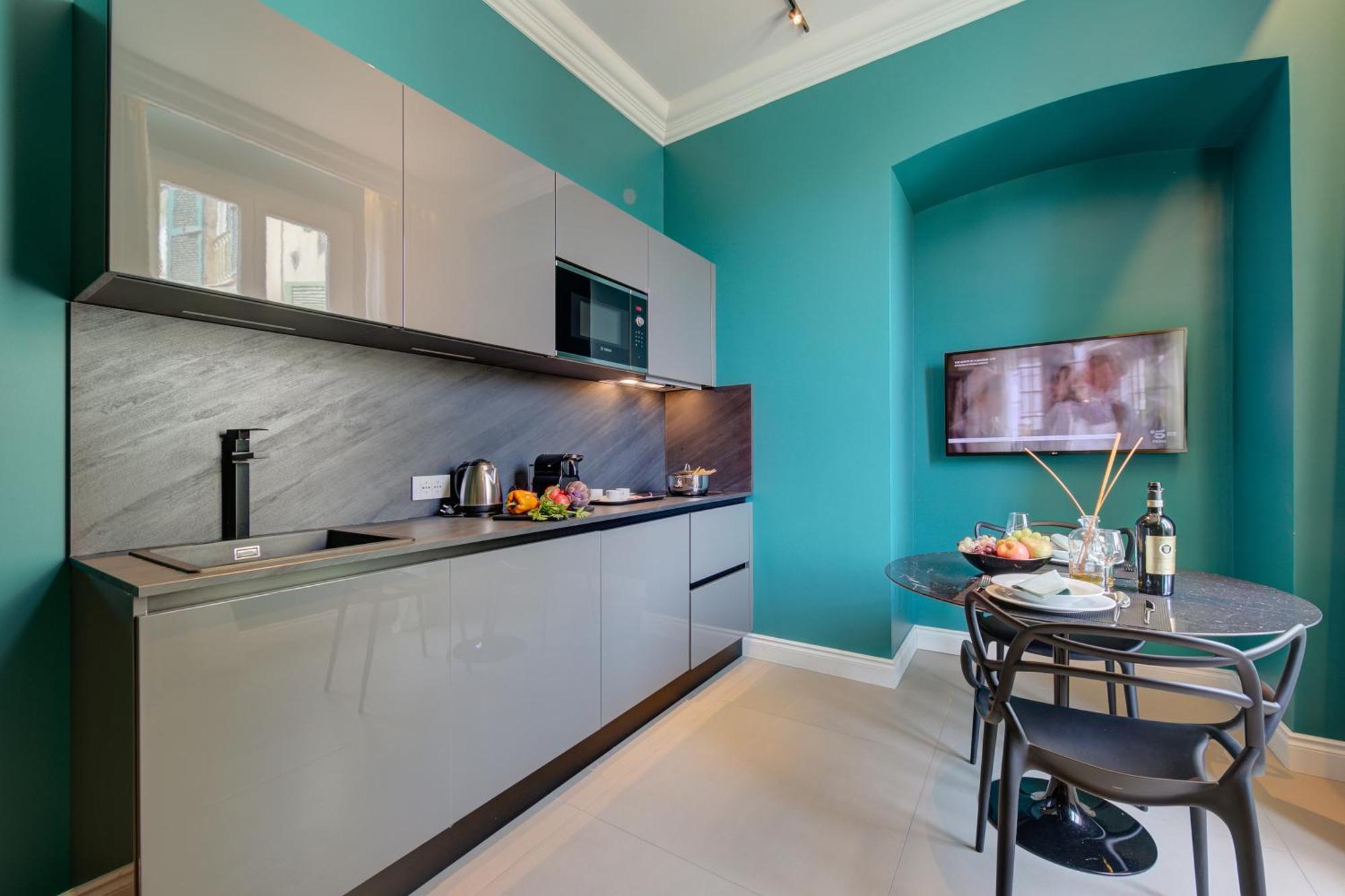 Seven Suites Apartments - Via Matteotti 178 Санремо Экстерьер фото