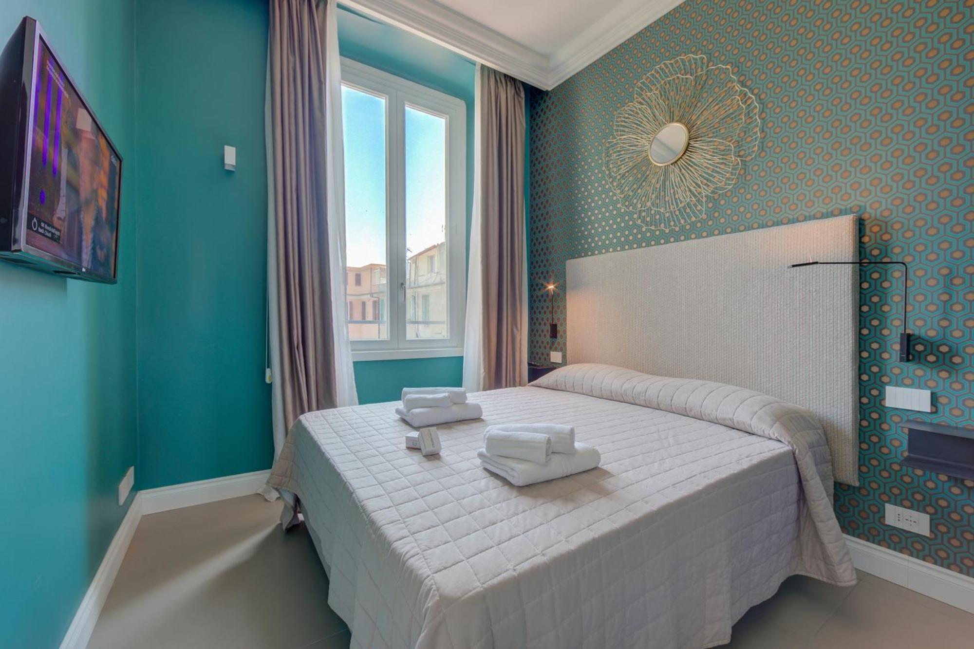 Seven Suites Apartments - Via Matteotti 178 Санремо Экстерьер фото