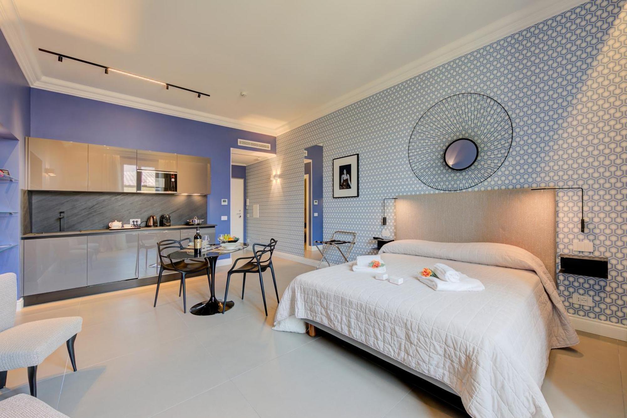 Seven Suites Apartments - Via Matteotti 178 Санремо Экстерьер фото