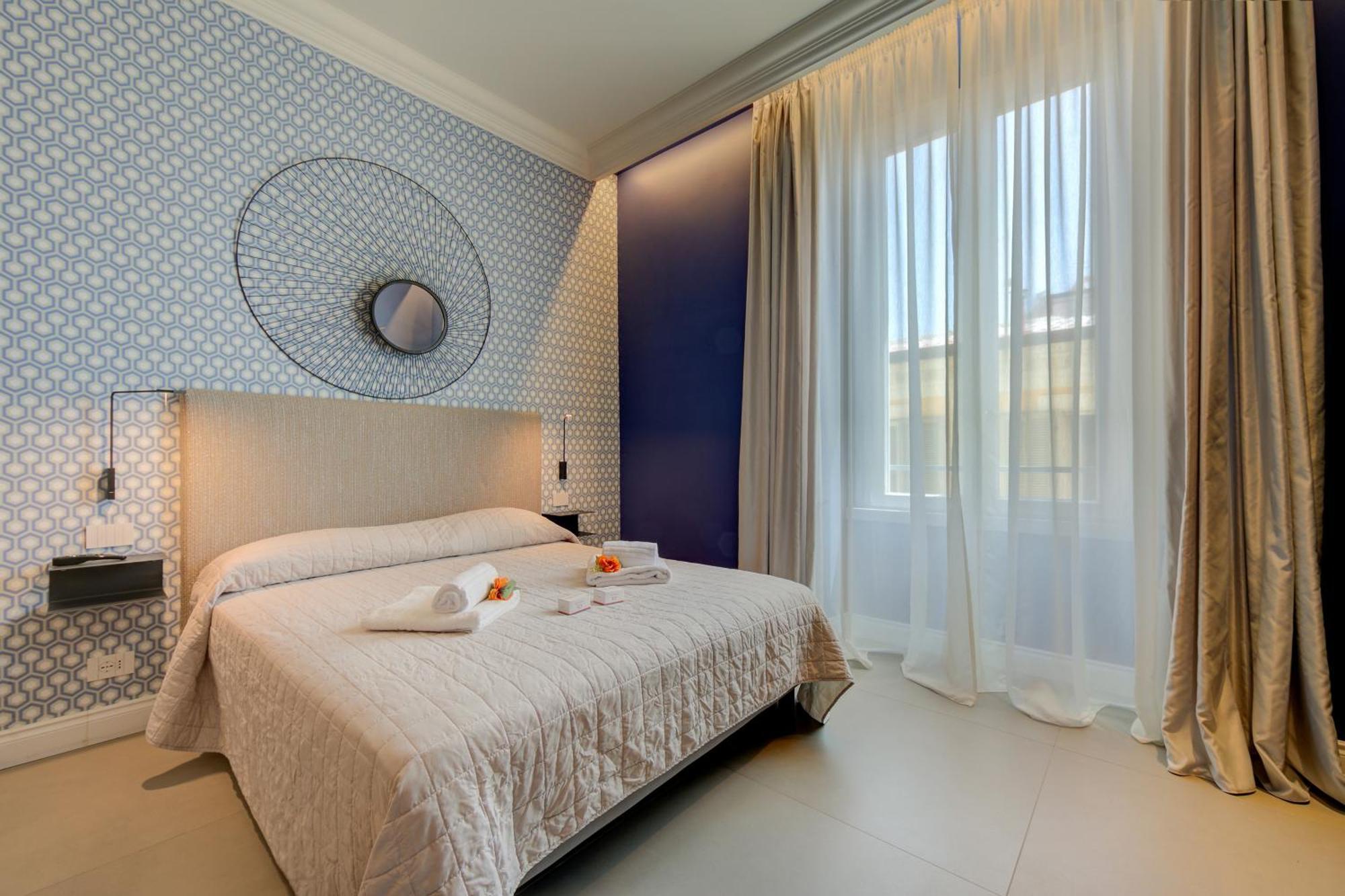 Seven Suites Apartments - Via Matteotti 178 Санремо Экстерьер фото