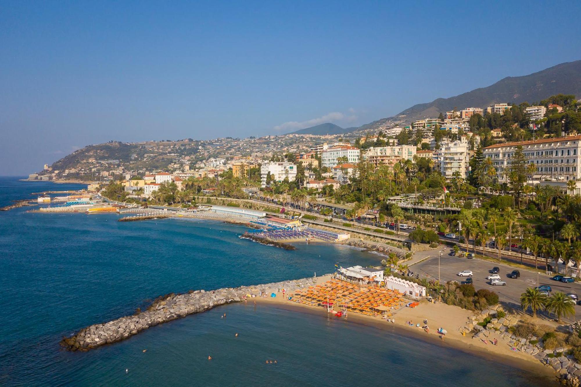 Seven Suites Apartments - Via Matteotti 178 Санремо Экстерьер фото
