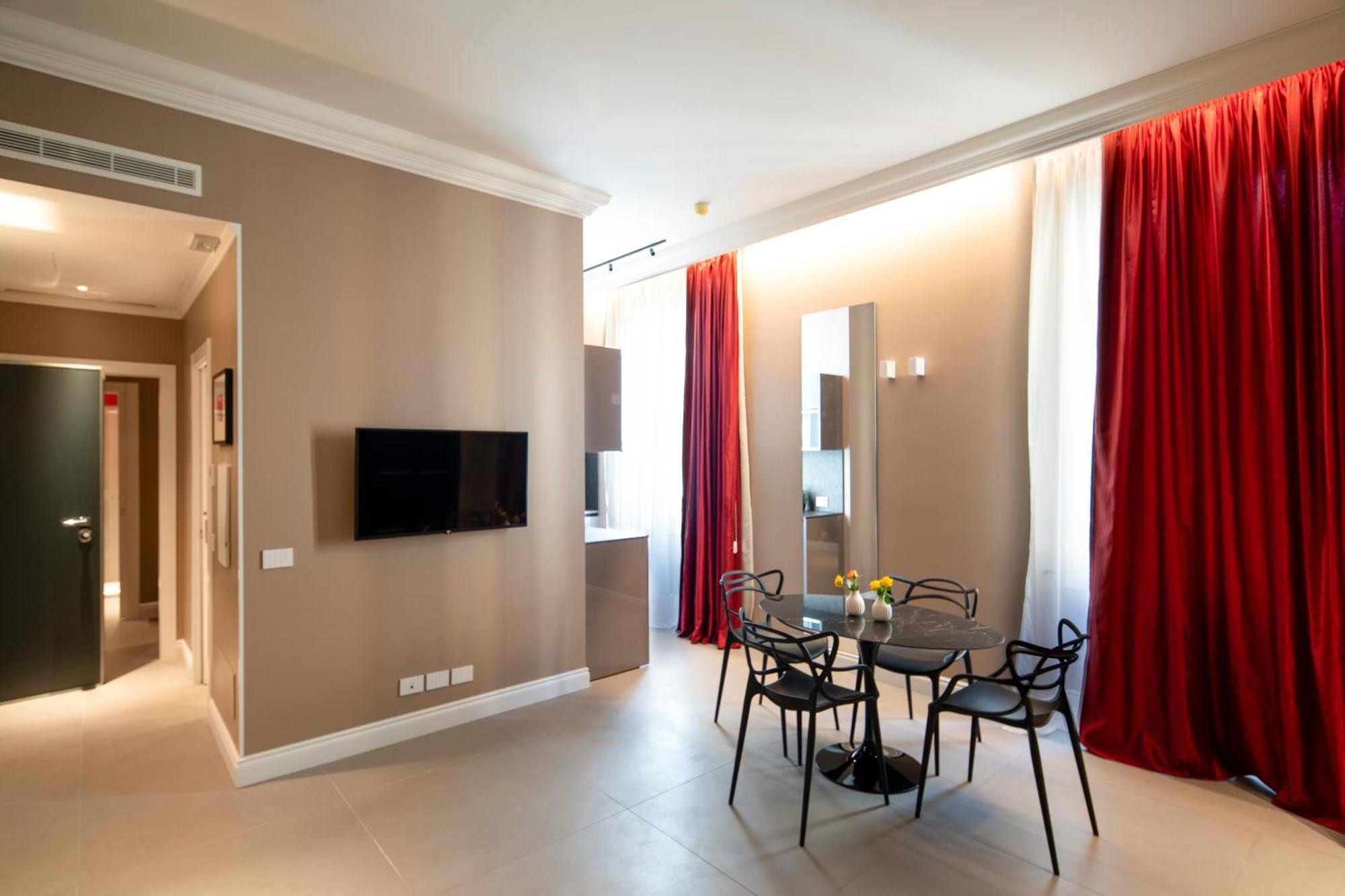 Seven Suites Apartments - Via Matteotti 178 Санремо Экстерьер фото