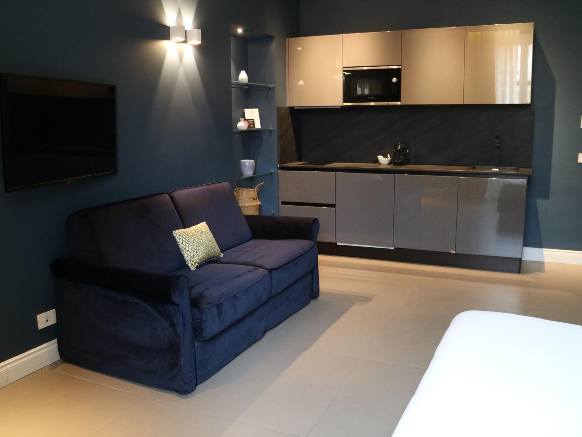 Seven Suites Apartments - Via Matteotti 178 Санремо Экстерьер фото